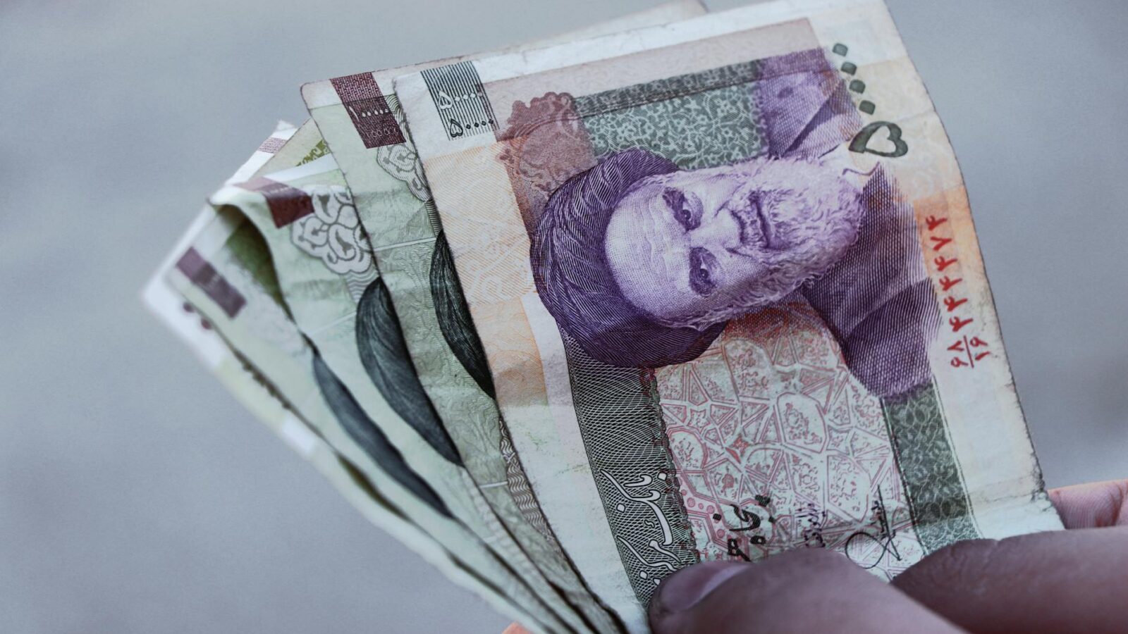 Iran Prioritizes Essential Goods Amidst War and Sanctions