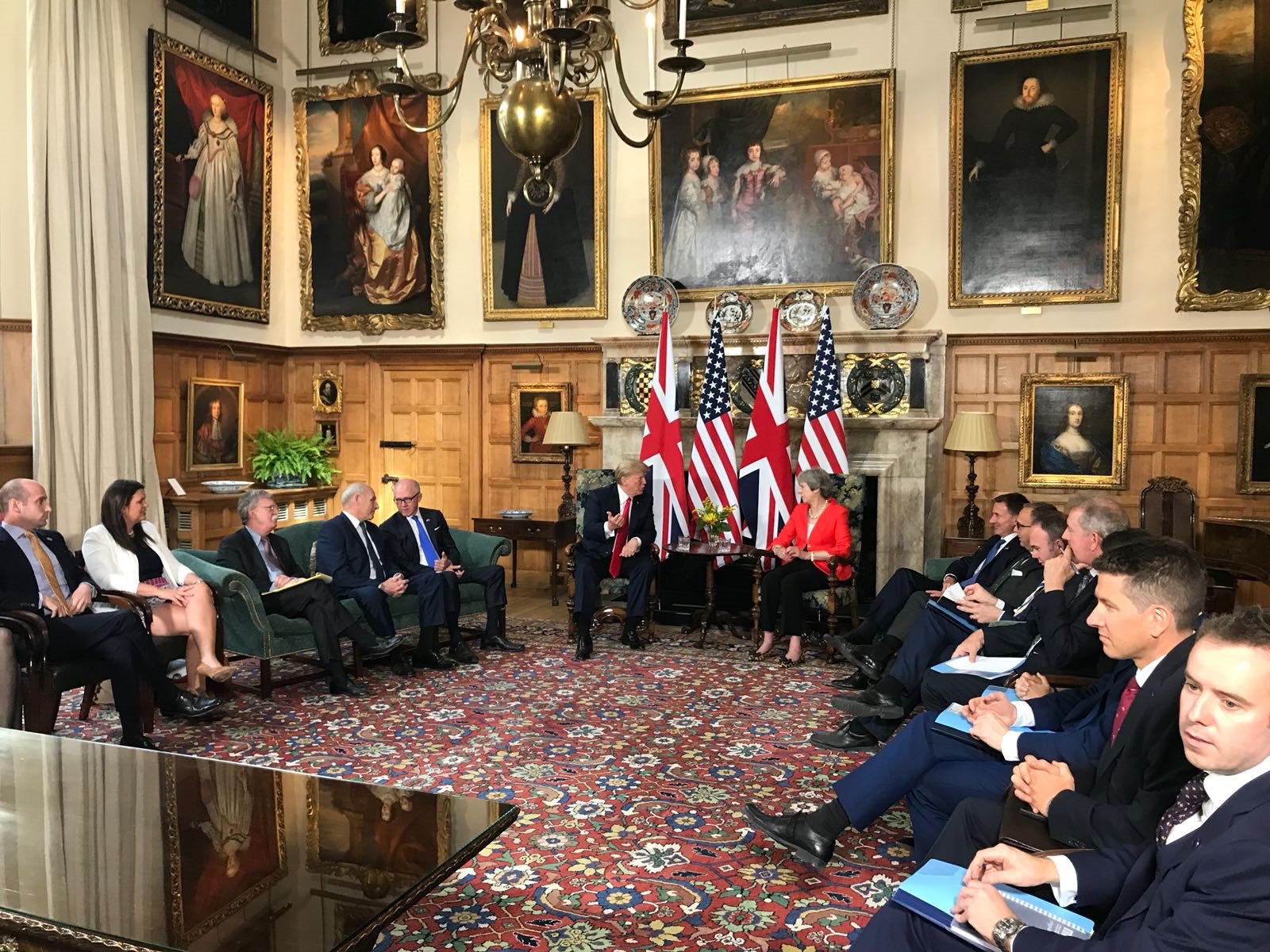 Trump meets with Theresa May in Chequers.jpg