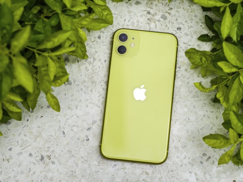 The Hidden Signal: Why Did Apple Suddenly Lower iPhone Prices in China This Week?